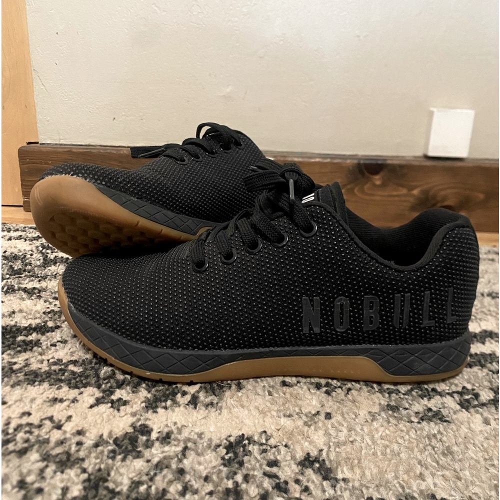 Womens NoBull shoes size 6.5